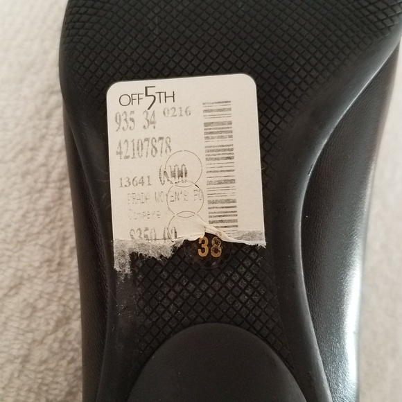 Prada Black Pointy Toe Flats with front toggle decoration $395 Original NWT NEW - Picture 6 of 7